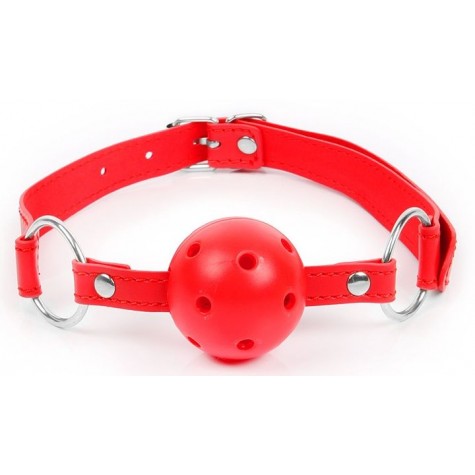Красный кляп-шарик на регулируемом ремешке с кольцами